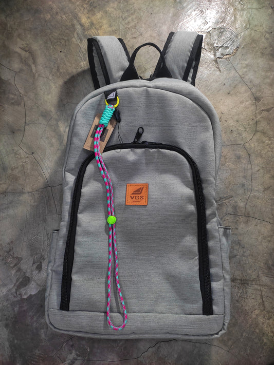 Backpack Brujas Gris impermeable